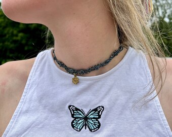 Mikro Makramee Kette, Filigrane Kette, Perlenkette, Choker, Linhasita, Makramee Collier, Boho Kette, Handgeknüpft