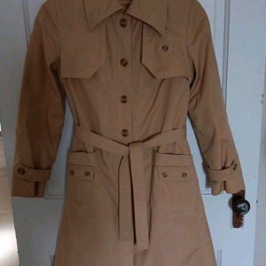 Vintage 70's Jack Set Tan Trench Coat with Detachable Wool Blend Liner, Mid-Length Belted Raincoat, Women's Size 7/,8, Rain Jacket