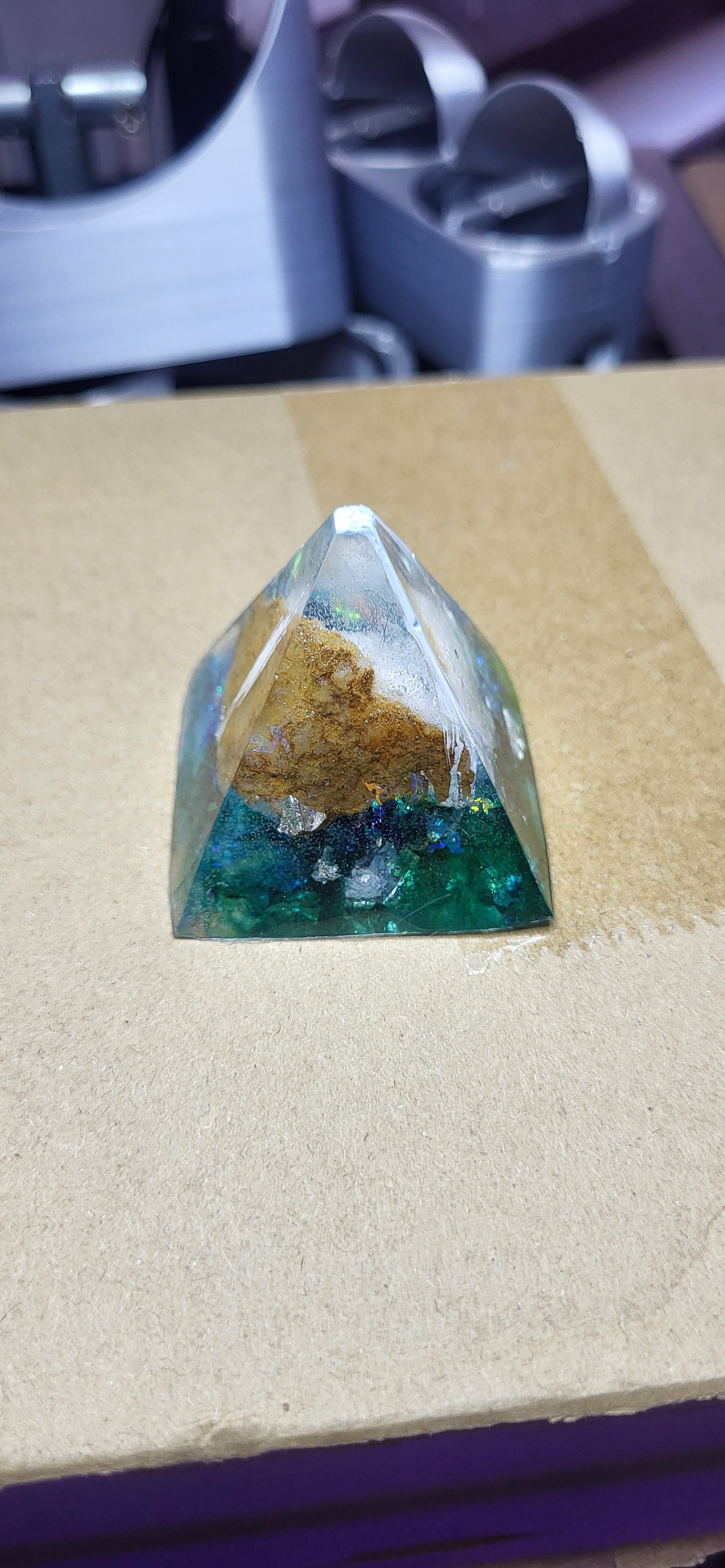 エポキシ樹脂に浸したジオードの塊 - Etsy 日本