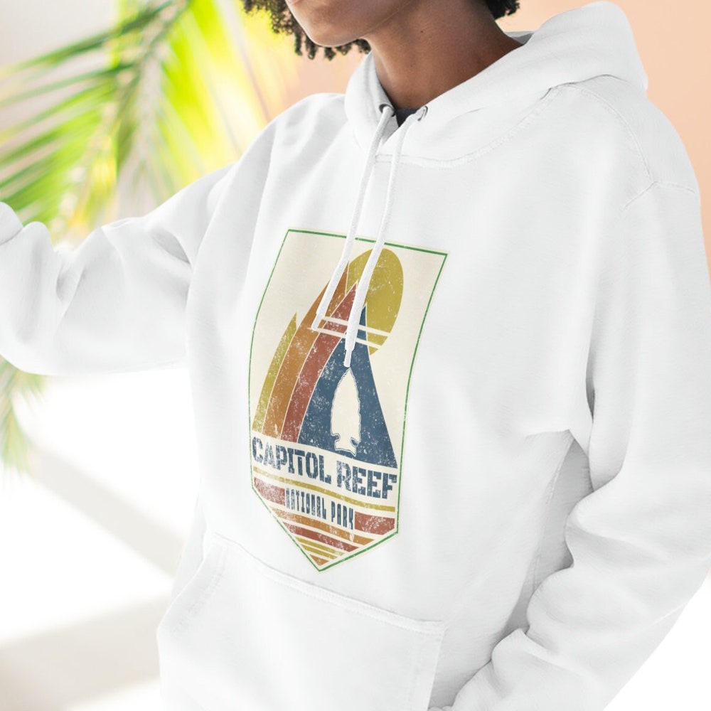 Camping Hoodie Capitol Reef, Vintage Hoodie, Capitol Reef Hoodie, Retro Sunset, Utah Hoodie, Mountain Hoodie, Camping Hoodie, National Park Hoodie National Park Men Women Teerealmstore