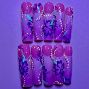 handmade press on nails examples (NOT FOR SALE)