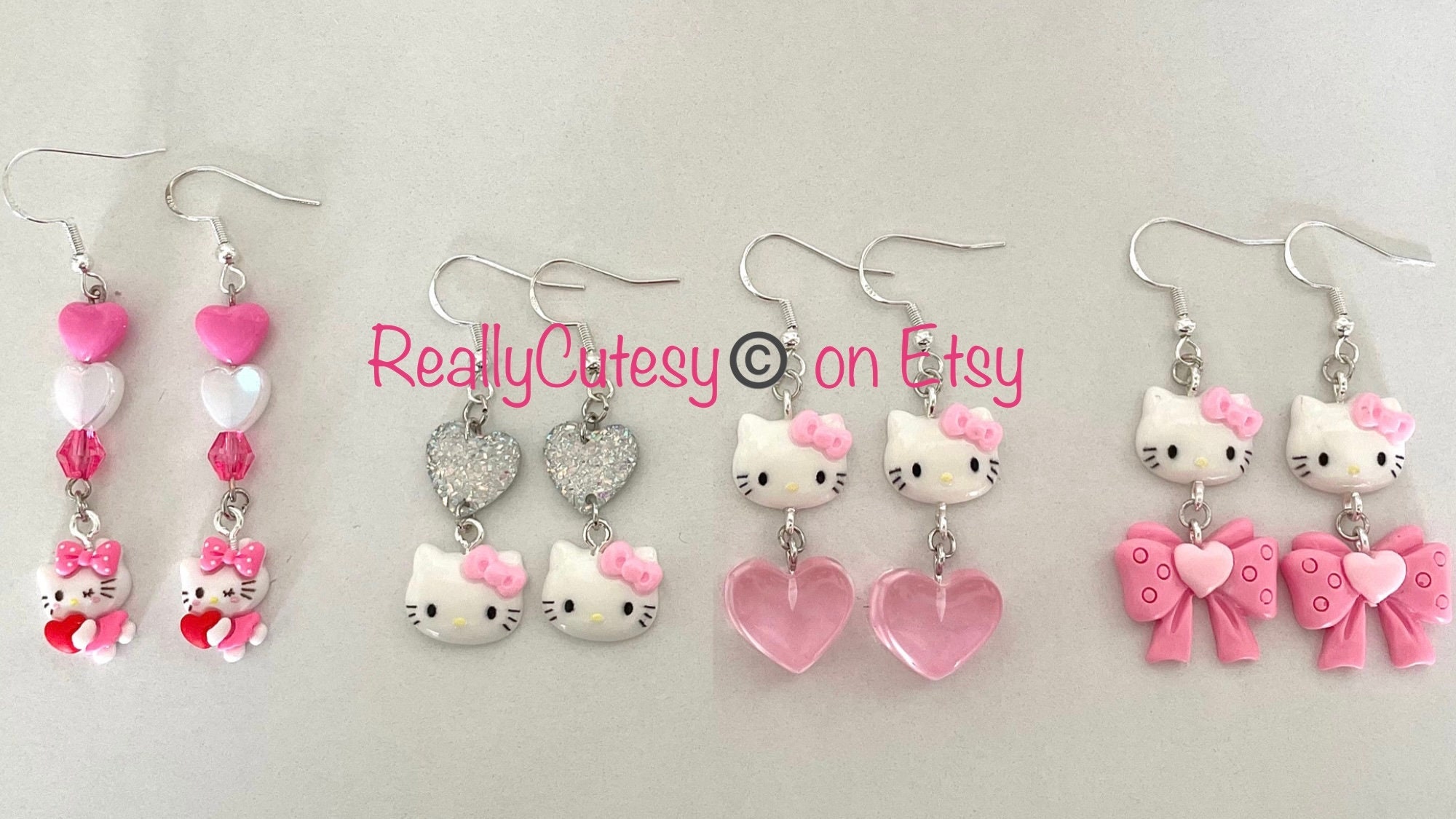 Boucles d'oreilles Hello Kitty plaqué argent