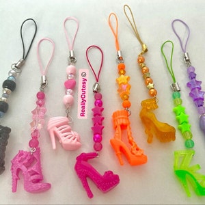 Learn to make these adorable Barbie Shoe Wine Charms!