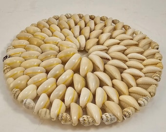 Cowrie Seashell Shell Trivet Coaster Hot Pad Boho Wall Decor Measures 6” VINTAGE
