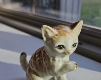 Mann Ceramic Striped Orange Cat Kitten, Flat Curved Ceramic