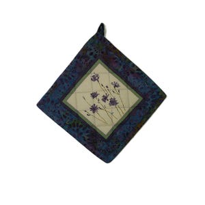 Lavender Field- Potholders - 8&quot; x 8&quot; - double insulated