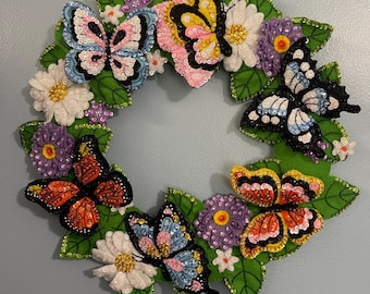 Corona de primavera Butterfly Bliss de Bucilla