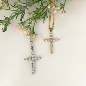 Collar de cruz de oro, Collar de cruz de plata, Collar cristiano para mujer, Regalos de bautismo, Cruz de circonita cúbica, Collar de cruz delicada