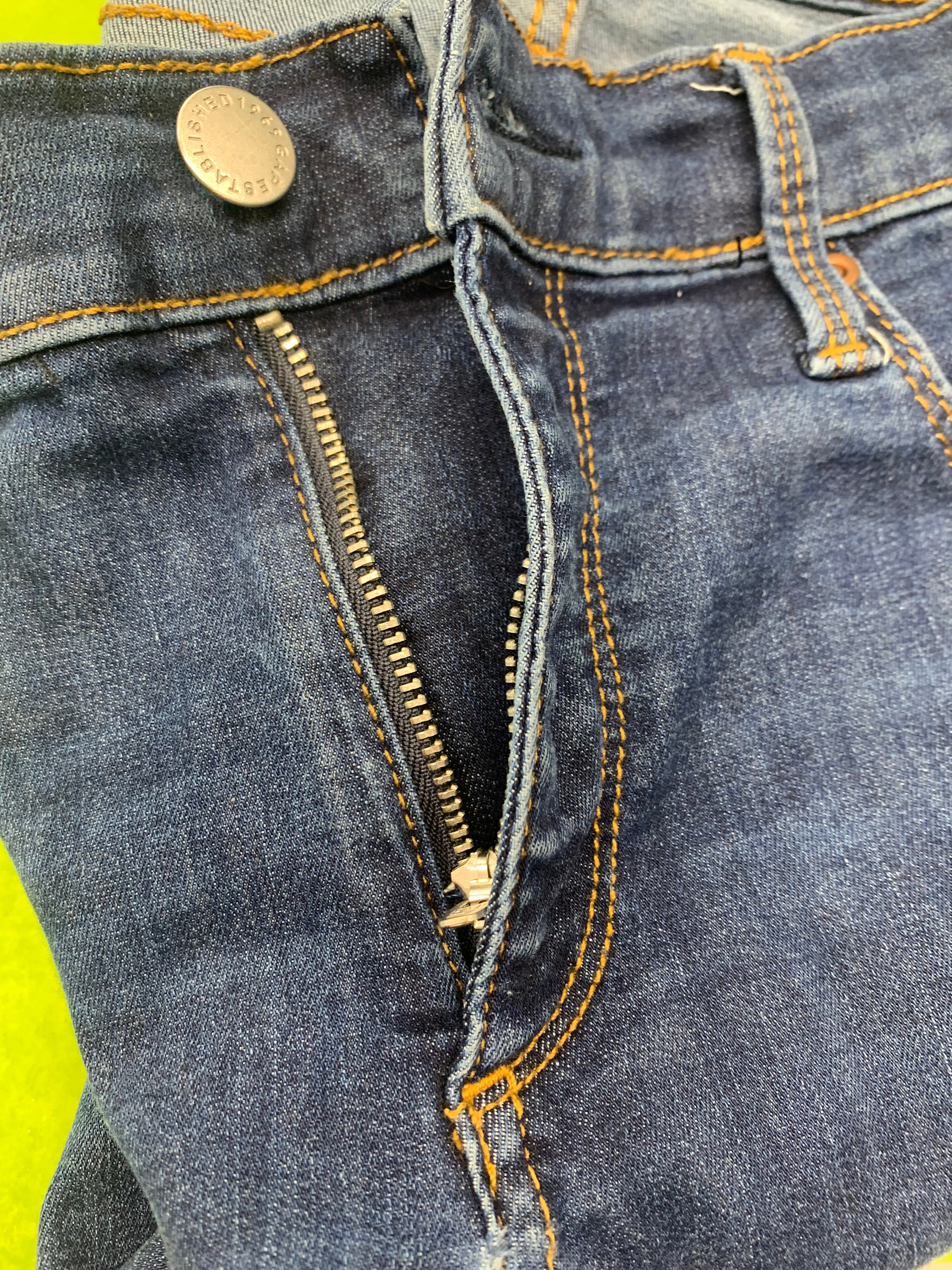 Trouser Alterations Cost Guide  Airtasker UK