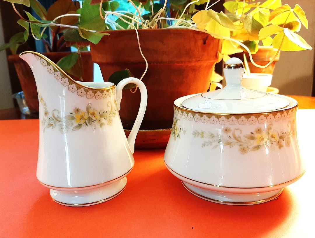 Mikasa Fine China Greenbriar Creamer and Sugar Set L2014 Japan, Vintage