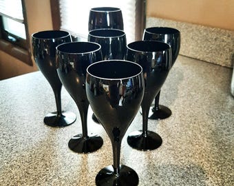 Vintage Black Glass Stemware, Mid Century Barware, Black Glass Wine Glasses, Vintage Barware, Collectible Black Glass