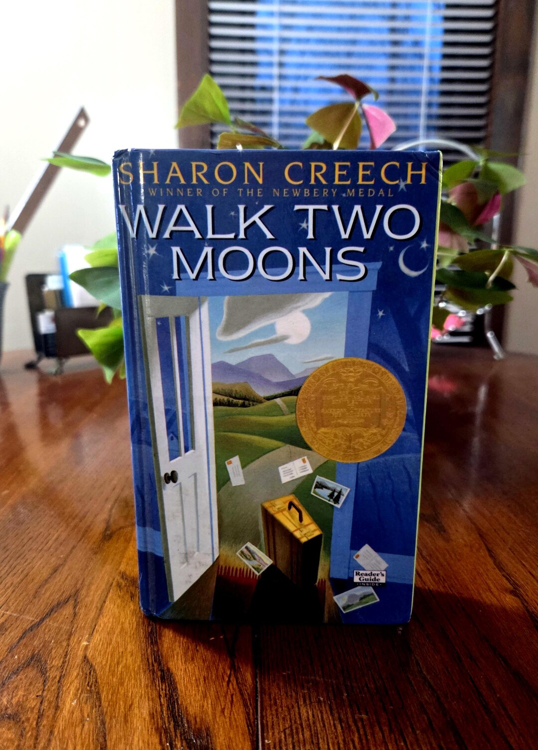 Walk Two Moons by Sharon Creech: Newberry Medal Winner, Library Bound ...