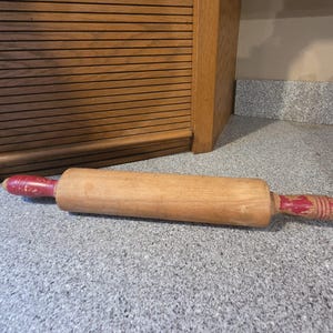 Vintage Wooden Rolling Pin with Red Handles, Vintage Baking Utensil, Primitive Rolling Pin Farmhouse Decor, Rustic Country, Collectible