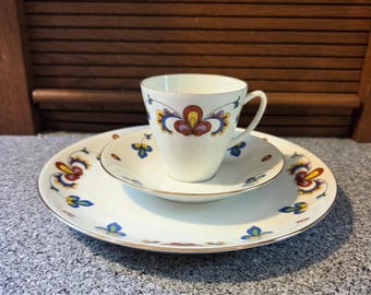1960's Porsgund Porcelain Farmers Rose Breakfast Trio w Demitasse, Saucer and Cake Plate:  Norwegian Tableware
