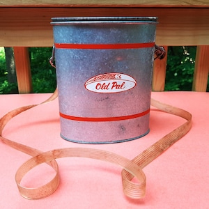 Old Pal Galvanized Metal Minnow Bucket with Plastic Strap Woodstream Corp Lititz PA, Trout Fishing Bait Box, Fish Bait Metal Box