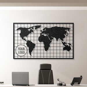Personalisierte Weltkarten-Wandkunst - Modernes Metall-Dekor für Büroästhetik mit benutzerdefiniertem Logo - Geschenk für Geschäftsinhaber