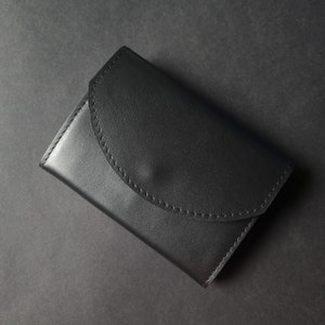 Cartera de mujer - Cartera de piel negra para mujer - Cartera de piel con cierre magnético - Cartera hecha a mano con monedero