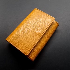 Mini billetera amarilla - Cartera de cuero para mujer - Cartera con broche - Regalo hecho a mano para mejor amiga - Regalo para el Día de la Madre