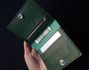 Green snap button wallet - Bifold card wallet - Minimalist textured leather wallet - Buttero Hatch leather wallet - Zipper closure wallet
