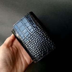 Cartera con cierre a presión, Cartera de piel flor, Estuche de piel curtida vegetal, Regalo para mujer, Regalo de cumpleaños