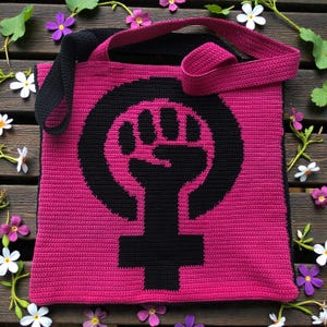 Gobelängvirkmönster: Feministisk tygväska