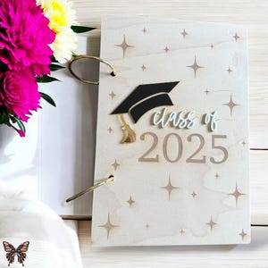 Économiseur de cartes de remise des diplômes de la promotion 2025 avec gravure personnalisée en option, porte-cartes personnalisé, cadeau attentionné, détenteur de la carte de remise des diplômes