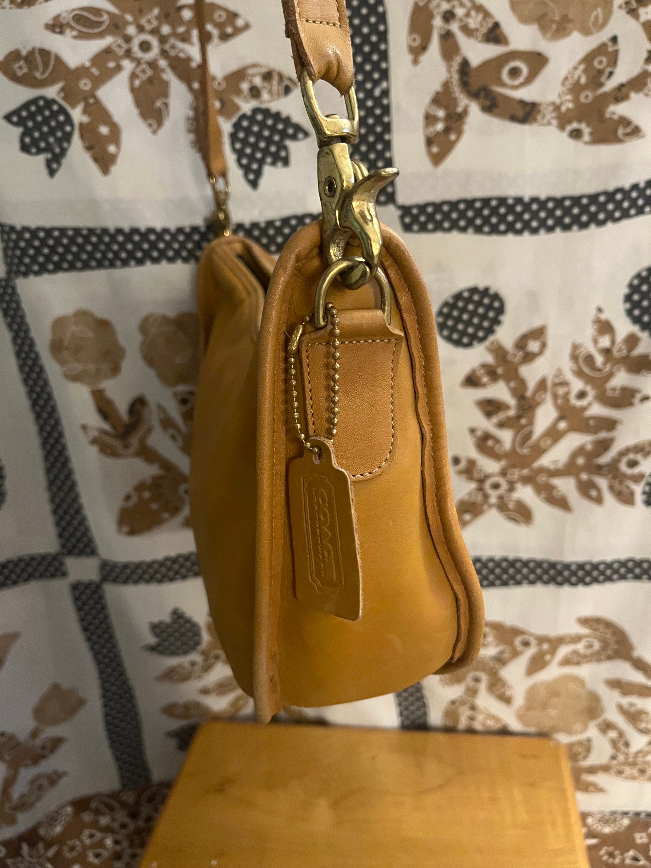 Vintage COACH Mustard Yellow Beige Soft Leather Crossbody Bag