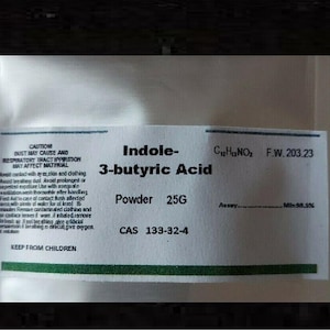 25 g indool-3-boterzuurpoeder 98,5% gratis verzending