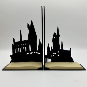 Wizard Castle Bookend Set | Decorative Book Ends | Magic Bookends | 3D Print | Gift