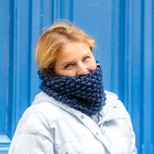 snood, neck warmer, virgin wool and alpaca, navy blue image 4