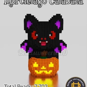 Puede incluir: Un murciélago negro con detalles morados y ojos rojos sobre una calabaza naranja, construido con pequeños bloques. La imagen incluye el texto "Murciélago Calabaza" y "Total Beads: 7.702". Diseño temático de Halloween.