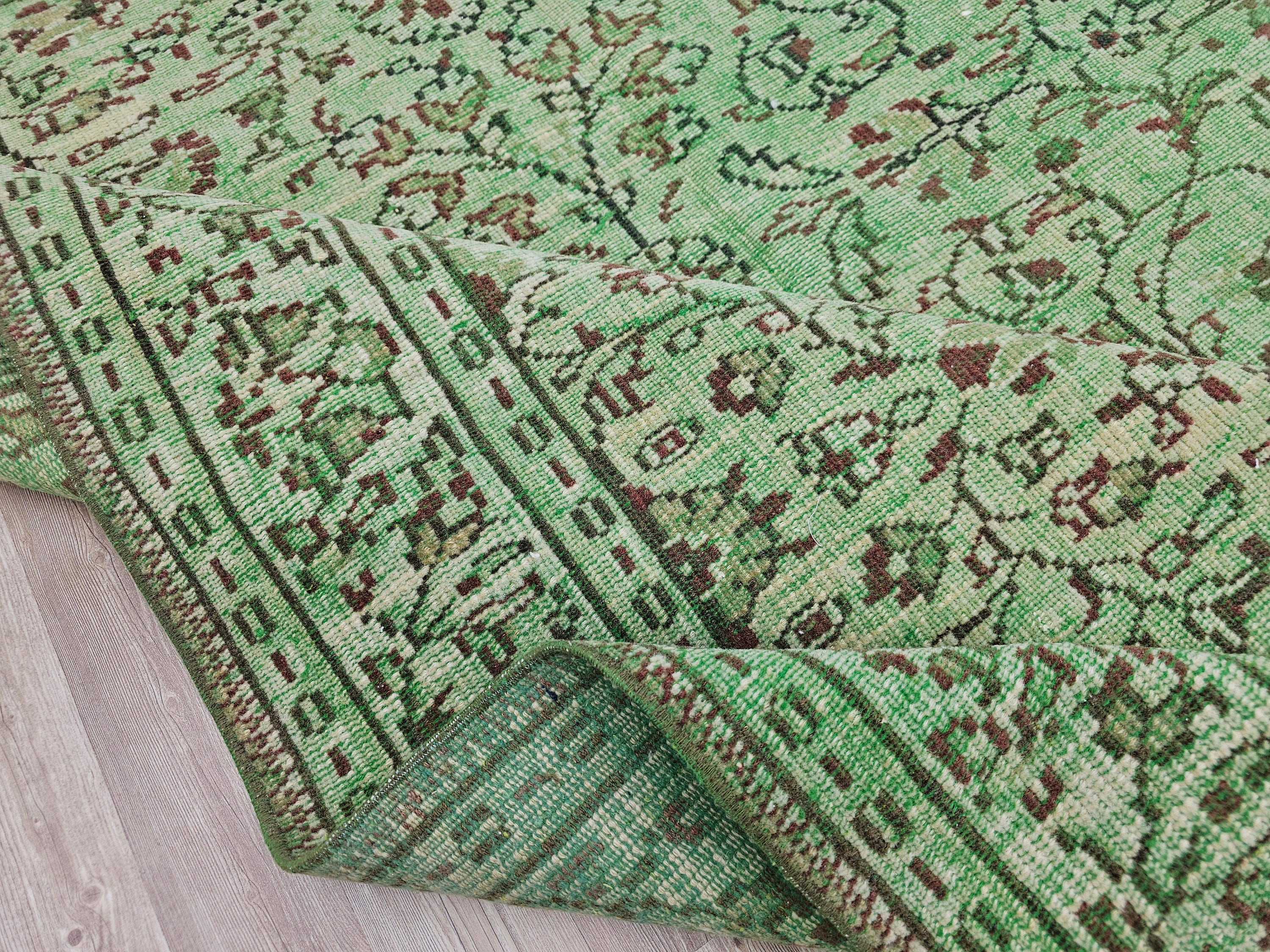 Vintage Rug - Antique Handmade Rug - Green Turkish Area Rug - Bedroom Rug - Living Room Rug - Anatolian Rug - Neutral Rug - 5'6x8'6 feet