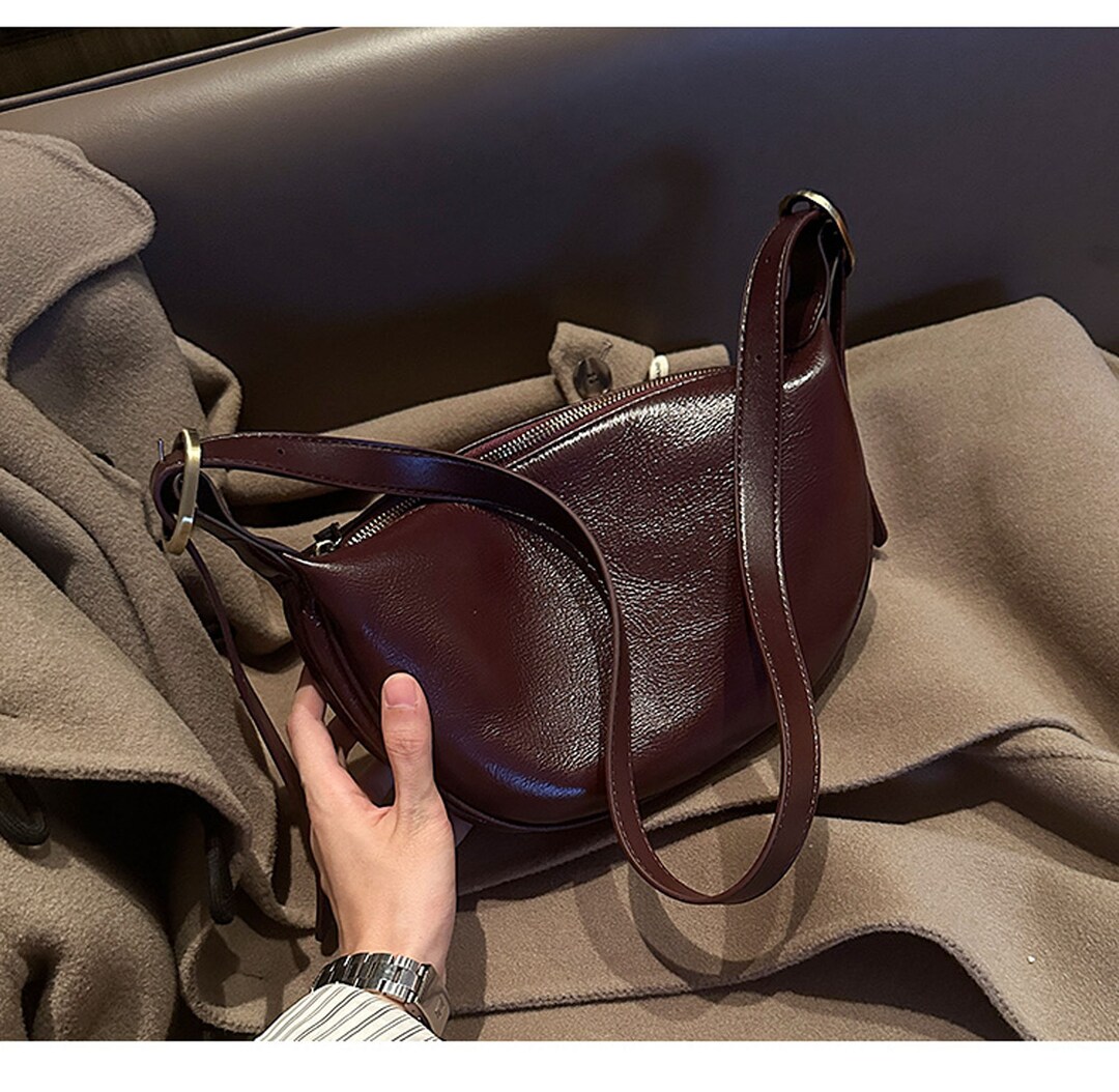 Solid Leather Messenger Bag, Daily Bag, Hand Bag, Travel Shoulder Bag, Women's Shoulder Bag