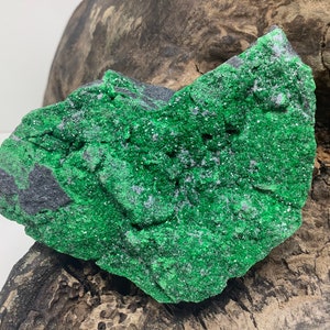 Uvarovite {257}