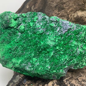 Uvarovite {258}