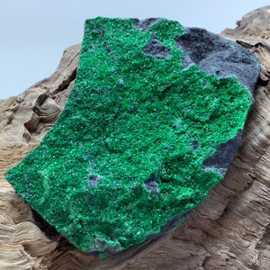 Uvarovite {517}