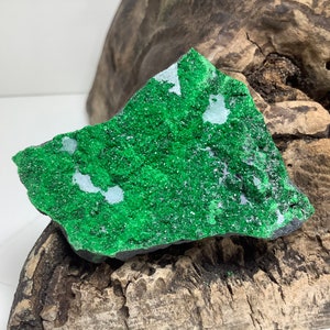 Uvarovite {300}