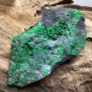 Uvarovite {462}