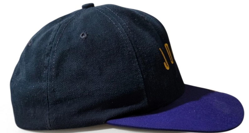 Vintage jaren 90 Nike Michael Jordan snapback hoed gemaakt in de VS paarsgeel afbeelding 7