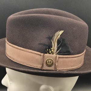 Creme Goorin Bros ! New Hat WPL5923 Goorin Bros The Farm Lion Royalty Creme Velvet UV Snapback A  main image 3