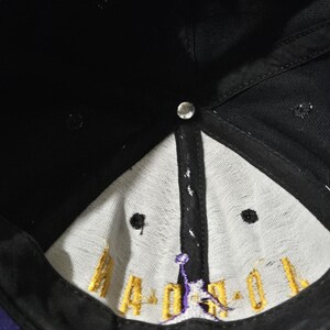 Vintage jaren 90 Nike Michael Jordan snapback hoed gemaakt in de VS paarsgeel afbeelding 20