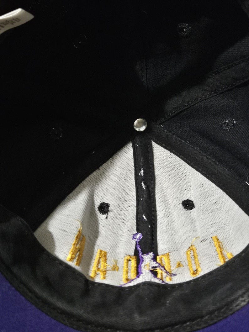 Vintage jaren 90 Nike Michael Jordan snapback hoed gemaakt in de VS paarsgeel afbeelding 20