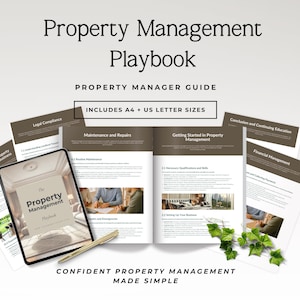 Op de afbeelding: Een Property Management Playbook gids met meerdere geprinte pagina's met tekst, koppen zoals Legal Compliance en Financial Management, en afbeeldingen van professionele omgevingen. Inclusief een gouden pen en klimopbladeren op een witte achtergrond.