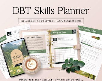 Pode incluir: Um conjunto de planejador de habilidades DBT com um planejador de argolas, uma capa de diário com paisagem de montanha e várias folhas de rastreamento. O texto inclui "DBT Skills Planner", "Weekly DBT Goals" e "My Go-To Skills Toolbox". Inclui tamanhos A4, A5, US Letter e Happy Planner.