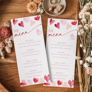 Modèle de carte de menu pour la Saint-Valentin, buffet L'amour est dans l'air pour la mise en place, étiquette de lieu de remerciement petite chérie, dîner de février, CH84