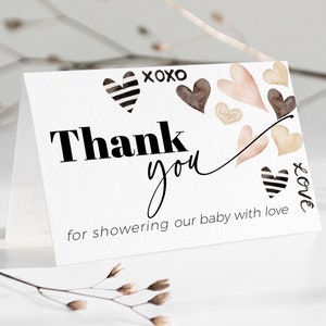 Bedankkaart beige Valentijnsdag babyshower, modern zwart liefdeshart kleine lieverd onderweg cadeaubriefje, Xoxo neutraal februari strooi CH85