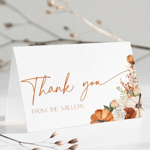 SCARICA la cartolina di ringraziamento per il Ringraziamento, biglietto di ringraziamento per la festa della zucca stampabile, modello autunnale modificabile, regalo per la cena del Ringraziamento tra amici, CH64