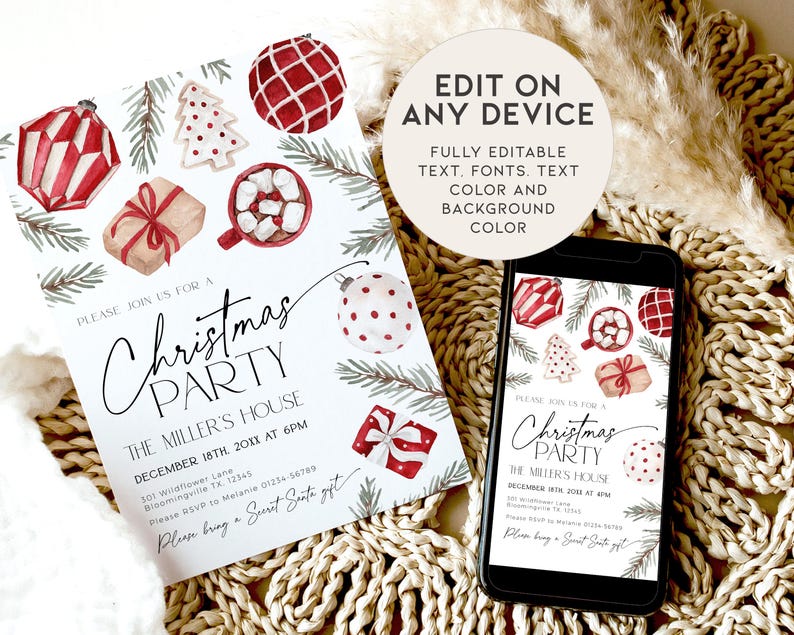 Puede incluir: Plantilla de invitaci&oacute;n a una fiesta de Navidad editable con un adorno rojo y blanco a rayas, un adorno rojo y blanco con lunares, un &aacute;rbol de pino verde, una caja de regalo roja y blanca, una taza de chocolate caliente con malvaviscos y el texto "Por favor, &uacute;nase a nosotros para una fiesta de Navidad, La casa de los Miller, 18 de diciembre de 2021 a las 6 pm".