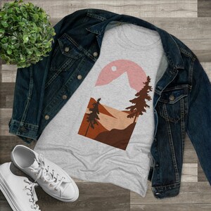 Women&#39;s Mountain Views T-Shirt