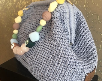 Borsa a tracolla fatta a mano all'uncinetto: borsa estiva in rafia boho con catena